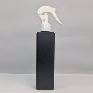 Пластиковый (HDPE) черный флакон 24/410 &laquo;Квадрат&raquo; 250 мл с белым триггером &laquo;Plain-SG&raquo; 2825000-03+2900017 фото