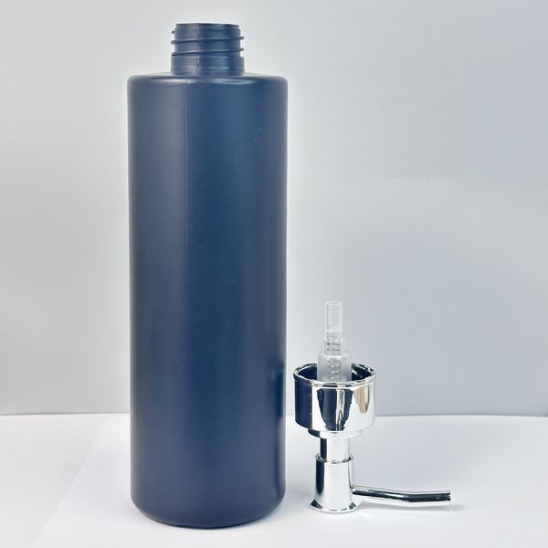 Пластиковый (HDPE) черный флакон &laquo;Астра&raquo; 400 мл стандарта 28/410 с серебристым дозатором 2823145-03+2900015 фото